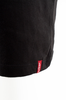 Футболка черная LEVIS с уплотненным плечевым швом и лого снизу, Черный, L